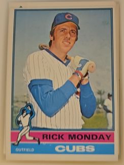 1976 Topps #251 Rick Monday — front