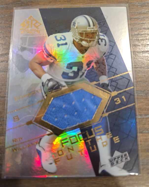 2004 Upper Deck Reflections Focus on the Future Jerseys Gold #FO-RW Roy Williams — front
