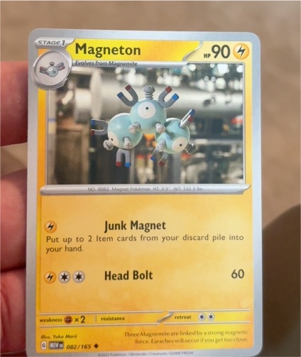 2023 Pokémon Scarlet & Violet 151 #082 Magneton — front