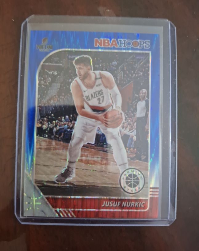 2019-20 Panini NBA Hoops Premium Stock #27 Jusuf Nurkic — front