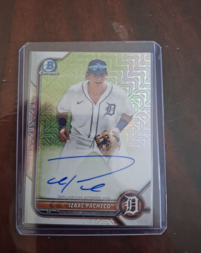 2022 Bowman Chrome Mega Box Mojo Autographs #BMA-IP Izaac Pacheco — front