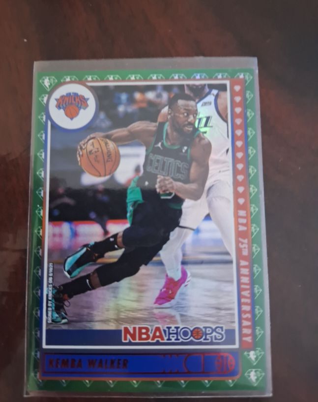 2021-22 Panini NBA Hoops #29 Kemba Walker New York Knicks — front