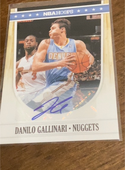 2011-12 Panini NBA Hoops #48 Danilo Gallinari — front