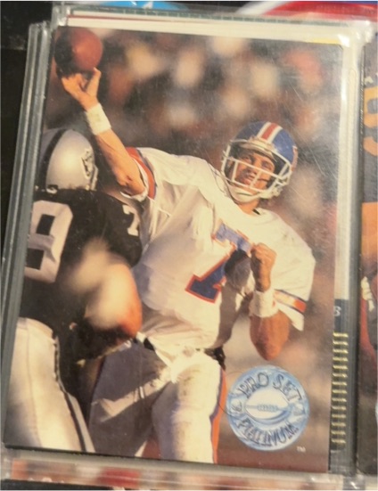 1991 Pro Set Platinum #28 John Elway — front