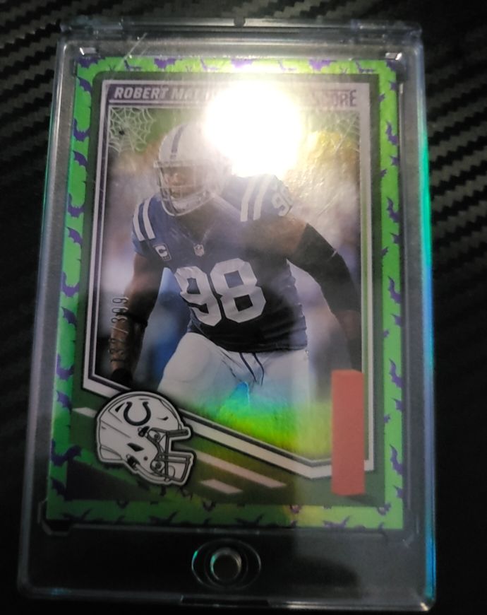 2025 Panini Score #271 Robert Mathis — front