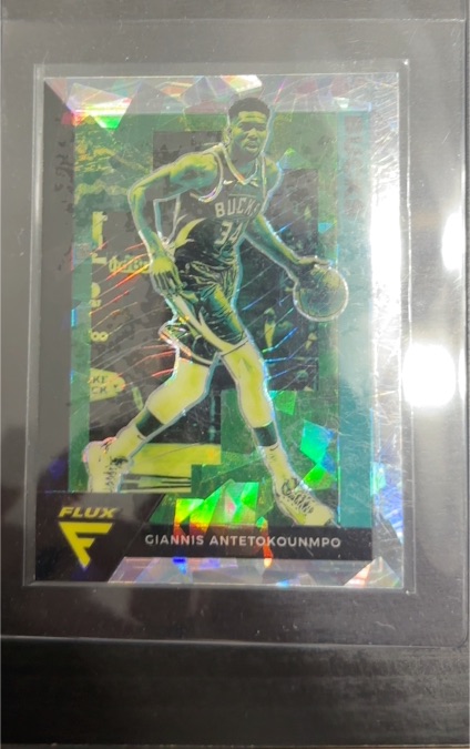 2020-21 Panini Flux #97 Giannis Antetokounmpo — front