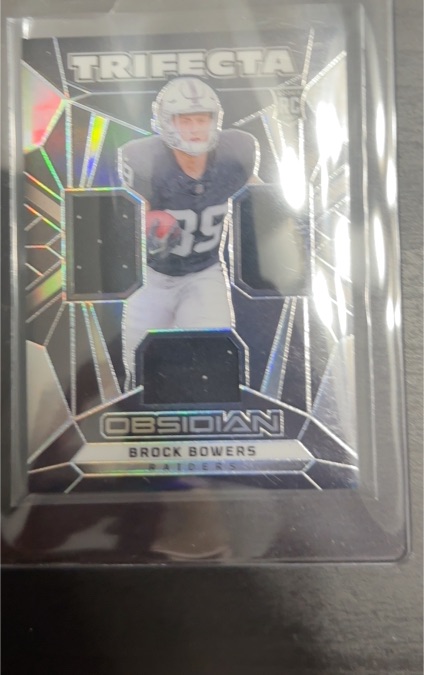 2024 Panini Obsidian - Trifecta Silver #TS-BBS Brock Bowers — front