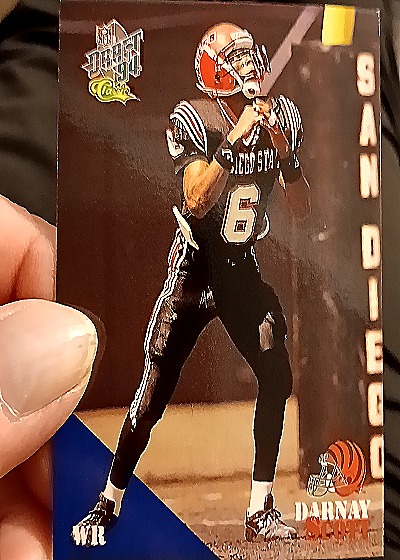 1994 Classic Football #33 Chas Darnay Scott — front