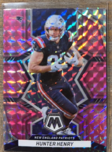 2022 Panini Mosaic #136 Hunter Henry — front