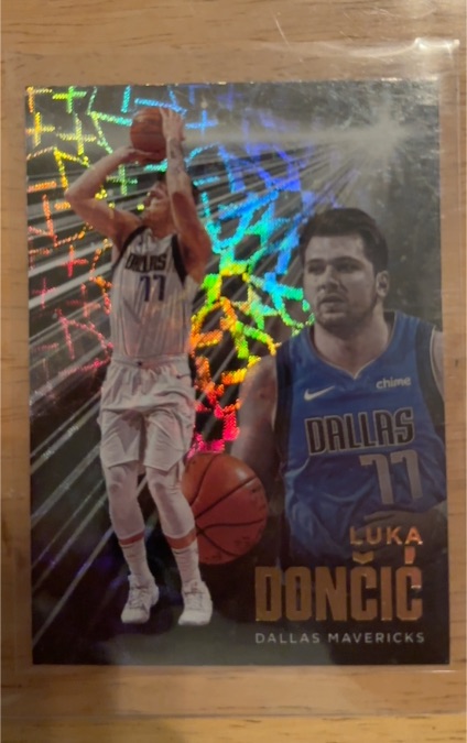 2020-21 Panini Chronicles Essentials #228 Luka Doncic — front