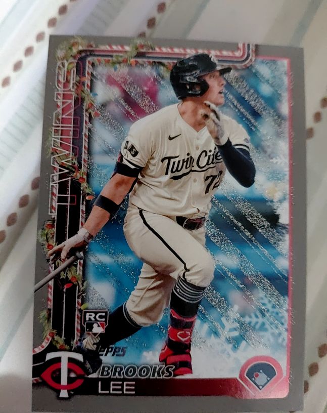 2025 Topps Holiday #H13 Brooks Lee — front