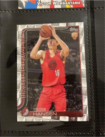2025-26 Topps #216 Yang Hansen — front