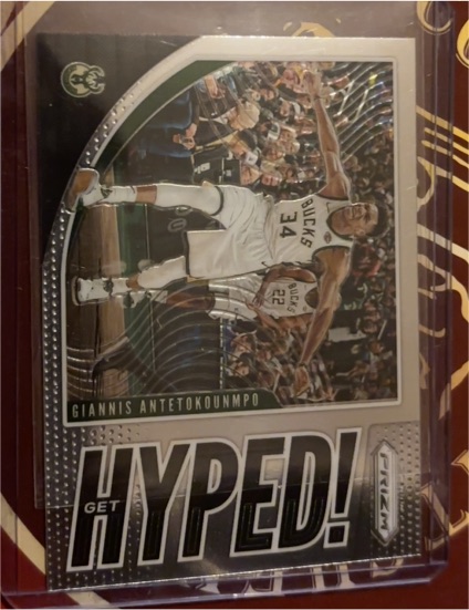 2019-20 Panini Prizm #3 Giannis Antetokounmpo Get Hyped! — front