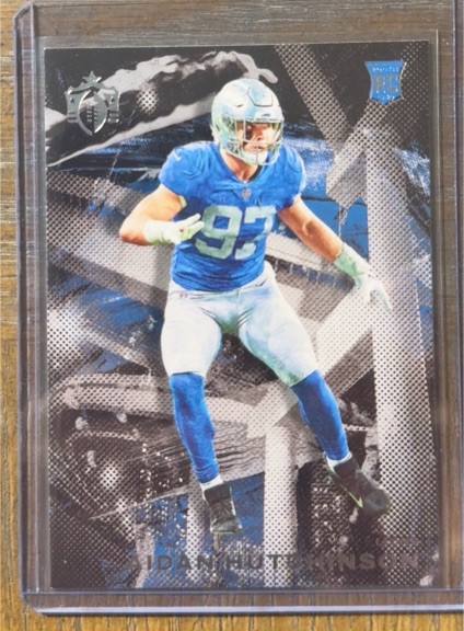 2022 Panini Chronicles Gridiron Kings #GK-10 Aidan Hutchinson — front