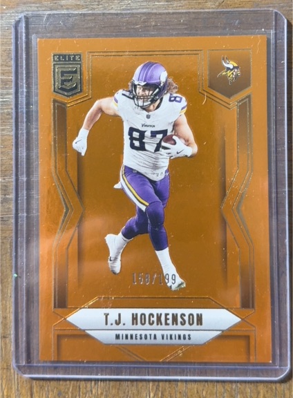 2025 Panini Donruss Elite #66 T.J. Hockenson — front