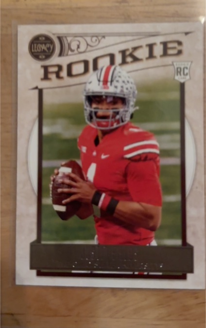 2021 Panini Chronicles Draft Picks Legacy Rookies #359 Justin Fields — front