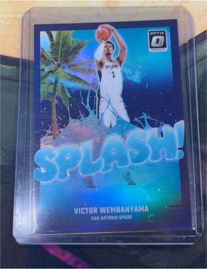 2024-25 Panini Donruss Optic #4 Victor Wembanyama Splash! Purple Prizm — front
