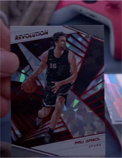 2018-19 Panini Revolution #16 Pau Gasol — front