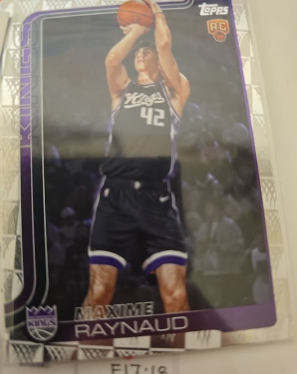 2025-26 Topps #243 Maxime Raynaud Rookie Card — front
