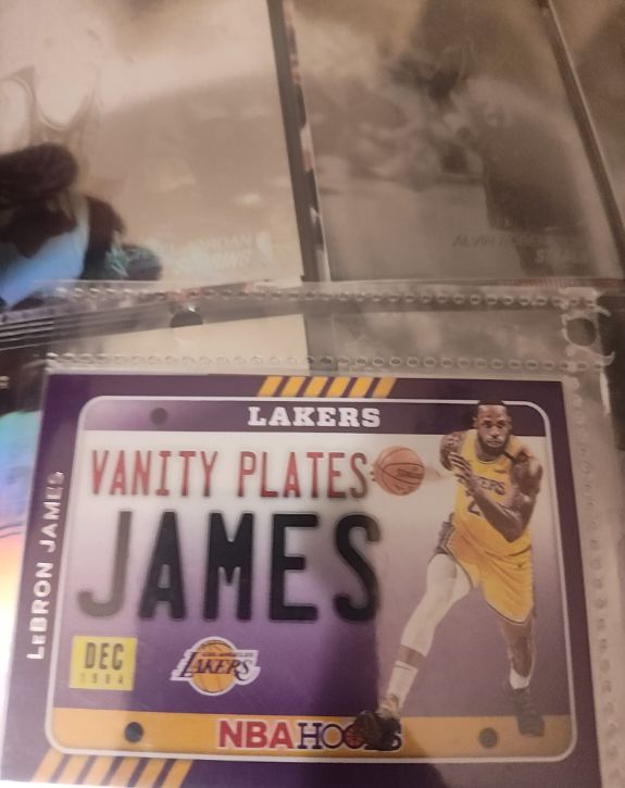 2020-21 Panini NBA Hoops #3 LeBron James Vanity Plates — front