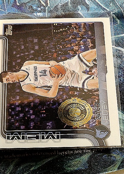 2025-26 Topps #186 Zach Edey — front