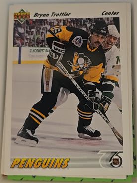 1991-92 Upper Deck #329 Bryan Trottier Pittsburgh Penguins — front