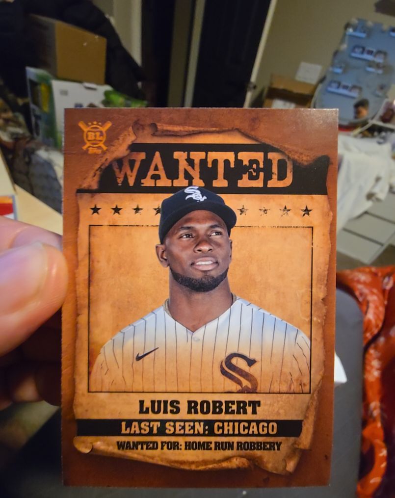 2021 Topps Big League #WT-8 Luis Robert — front