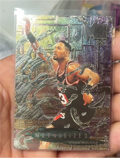 1996-97 Fleer Metal #226 Alonzo Mourning Metallized — front