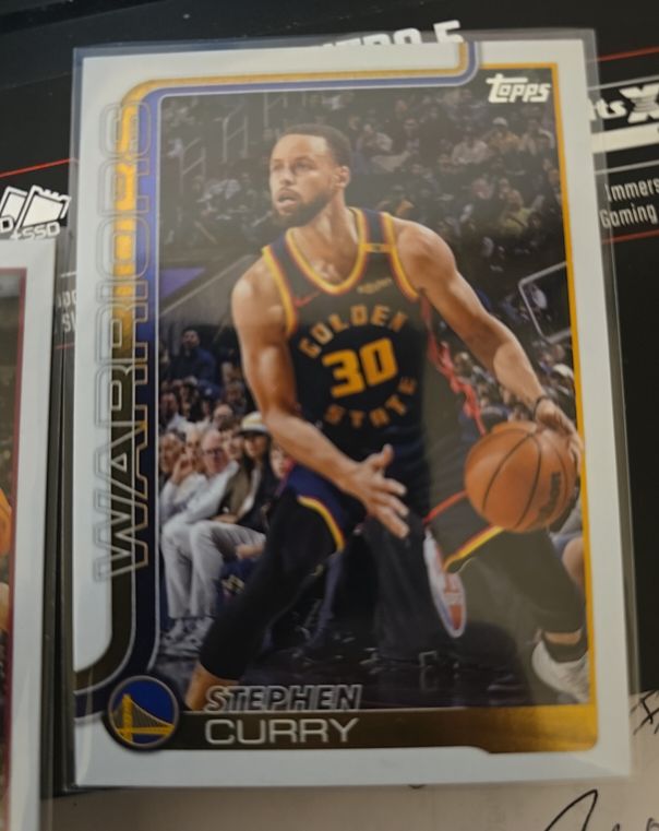 2025-26 Topps #135 Stephen Curry — front