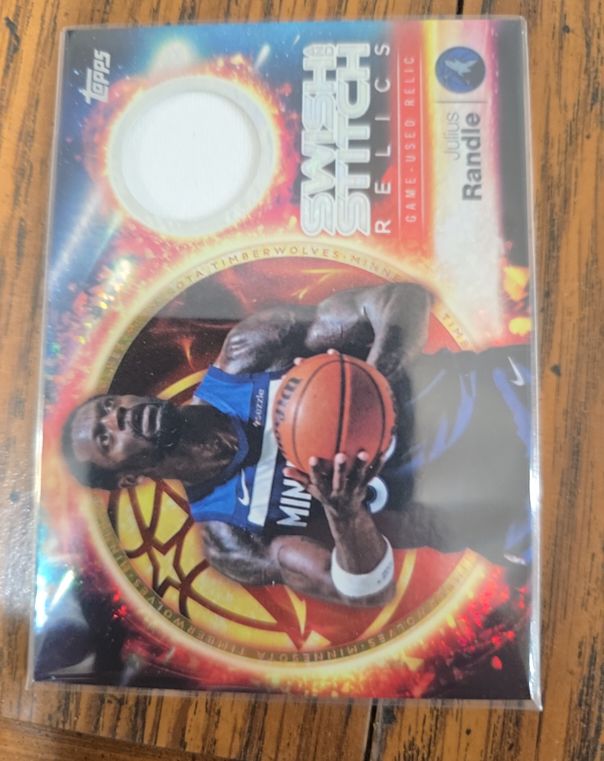 2025 Topps Swish and Stitch #SST-JR Julius Randle — front