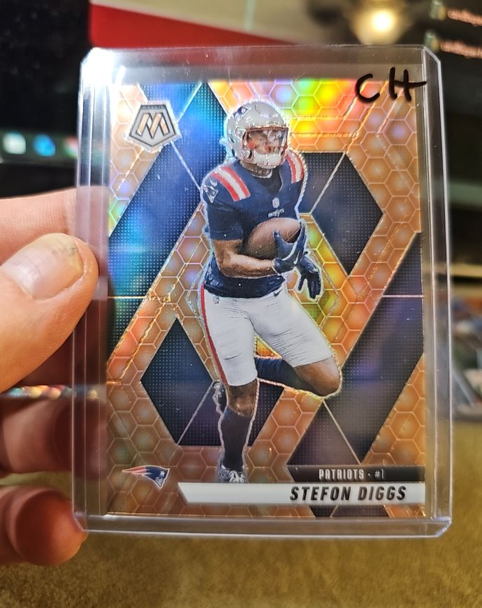 2024 Panini Mosaic #1 Stefon Diggs — front