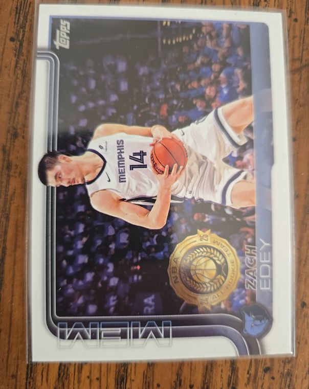 2025-26 Topps #186 Zach Edey — front