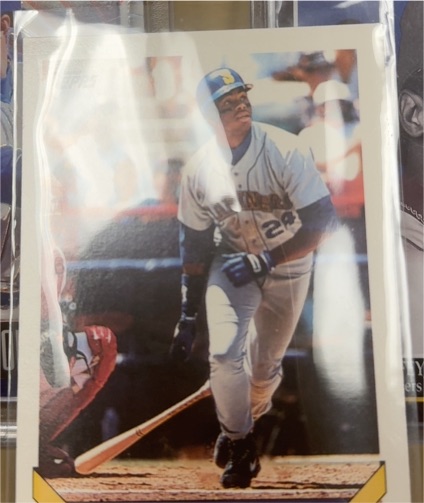 1993 Topps #5 Tony Gwynn — front