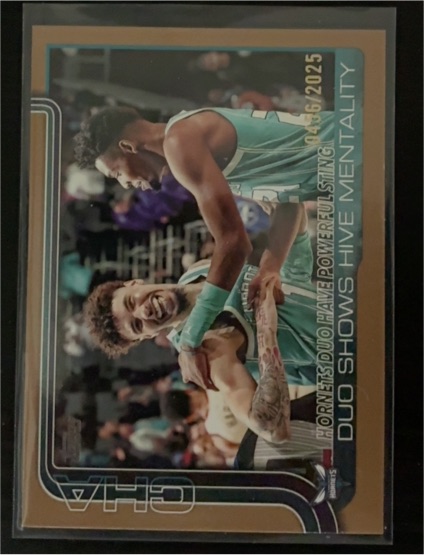 2025-26 Topps #283 Hornets Duo Have Powerful Sting: Duo Shows Hive Mentality — front