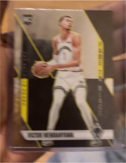 2023-24 Panini Phoenix - Fade to Black #11 Victor Wembanyama — front