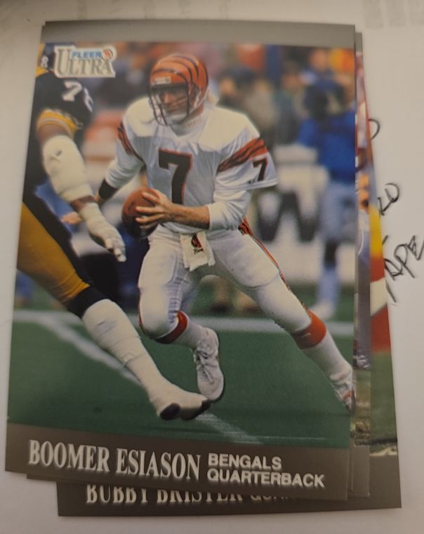 1991 Fleer Ultra #15 Boomer Esiason — front