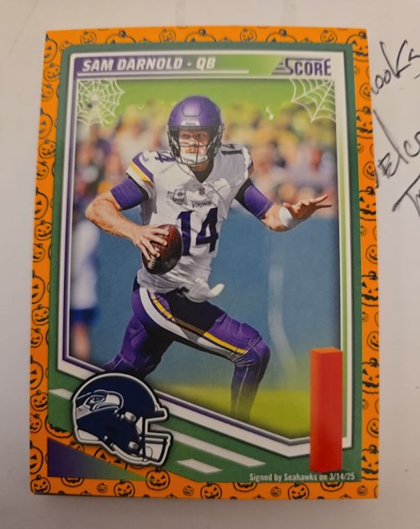 2025 Panini Score-A-Treat Football #40 Sam Darnold — front