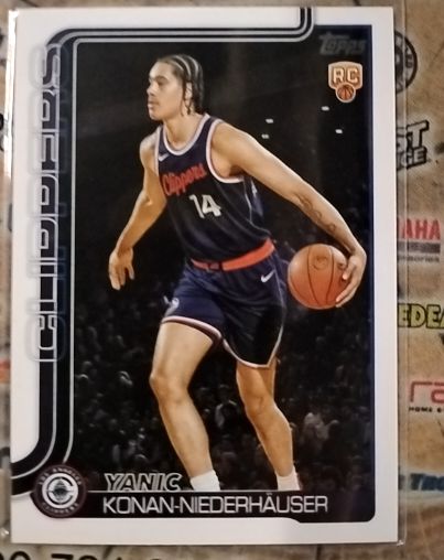 2025-26 Topps #230 Yanic Konan-Niederhauser — front