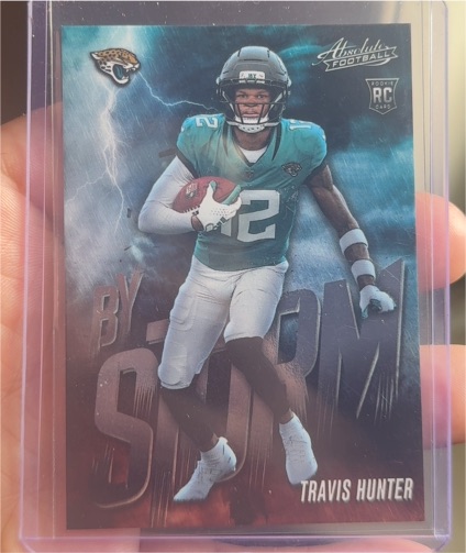 2025 Panini Absolute By Storm #17 Travis Hunter — front