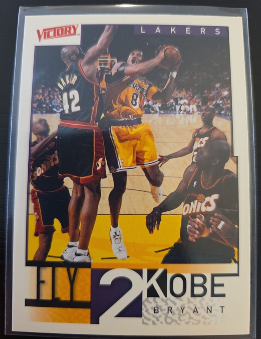 2000-01 Upper Deck Victory Fly 2 Kobe #297 Kobe Bryant — front