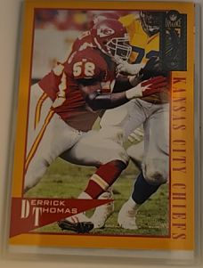 1995 Classic NFL Experience GOLD #45 Derrick Thomas — front