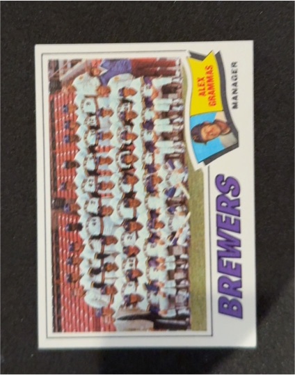 1977 Topps #51 Milwaukee Brewers / Alex Grammas — front