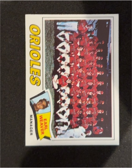 1977 Topps #546 Earl Weaver Baltimore Orioles — front