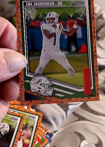 2025 Panini Score-A-Treat #25 Tua Tagovailoa — front