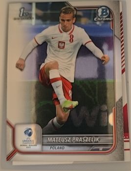 2022 Bowman Chrome UEFA Under 21 #95 Mateusz Praszelik — front