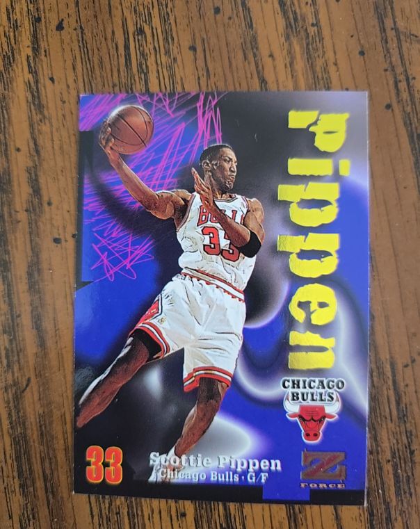 1997-98 SkyBox Z-Force #66 Scottie Pippen — front