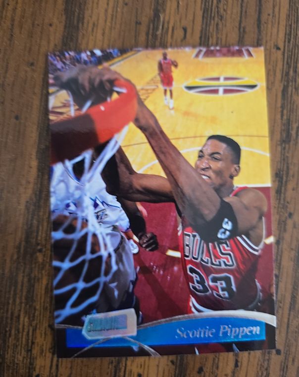 1997-98 Topps Stadium Club #1 Scottie Pippen — front