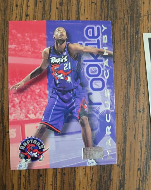 1996-97 Skybox Premium #204 Marcus Camby — front