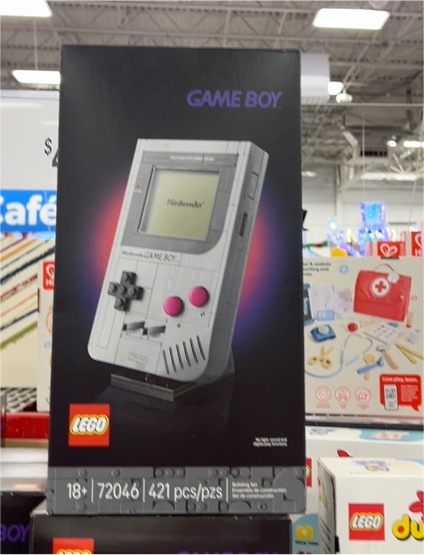 2025 LEGO #72046 Nintendo Game Boy — front