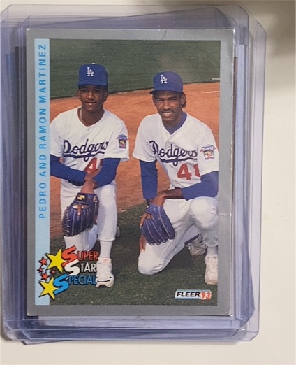 1993 Fleer #354 Pedro Martinez and Ramon Martinez — front